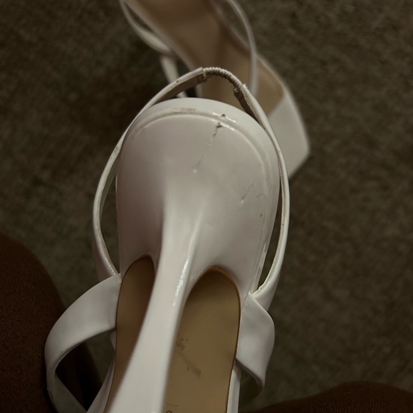White Guess heels - Picture 5 of 6
